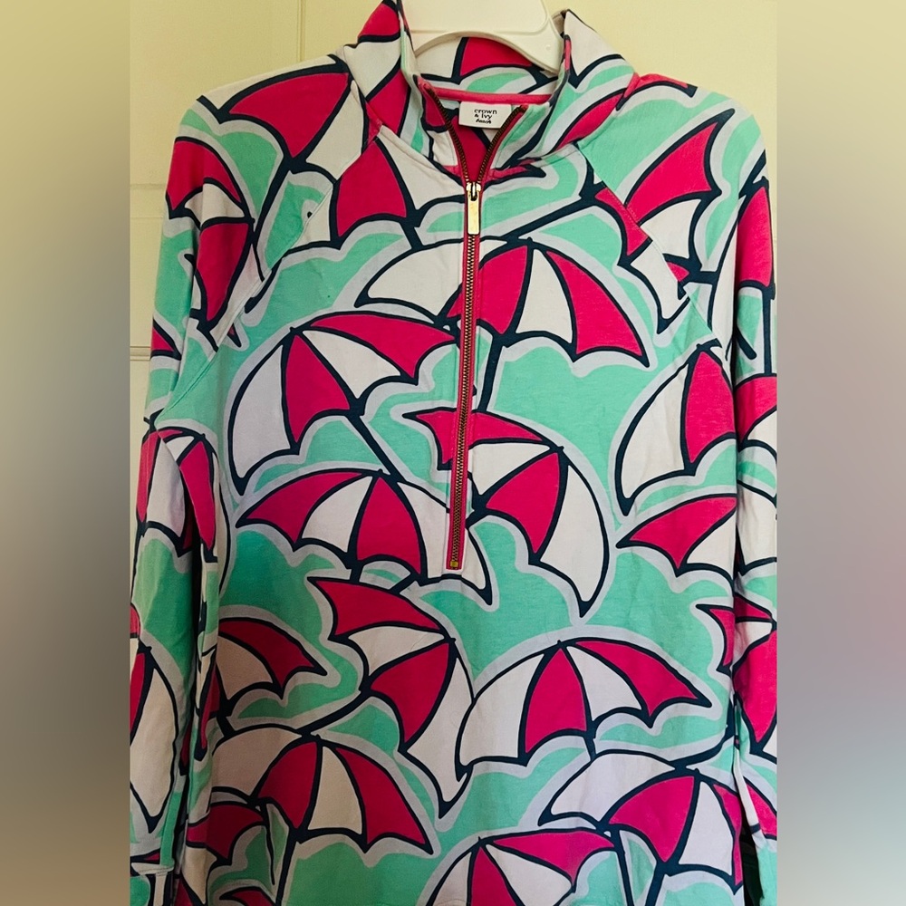 Crown and Ivy Beach Zip Up Jacket